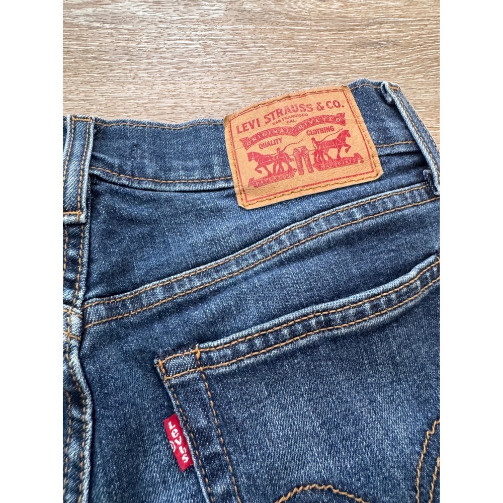 Levi's Wedgie denim shorts - Picture 9 of 9